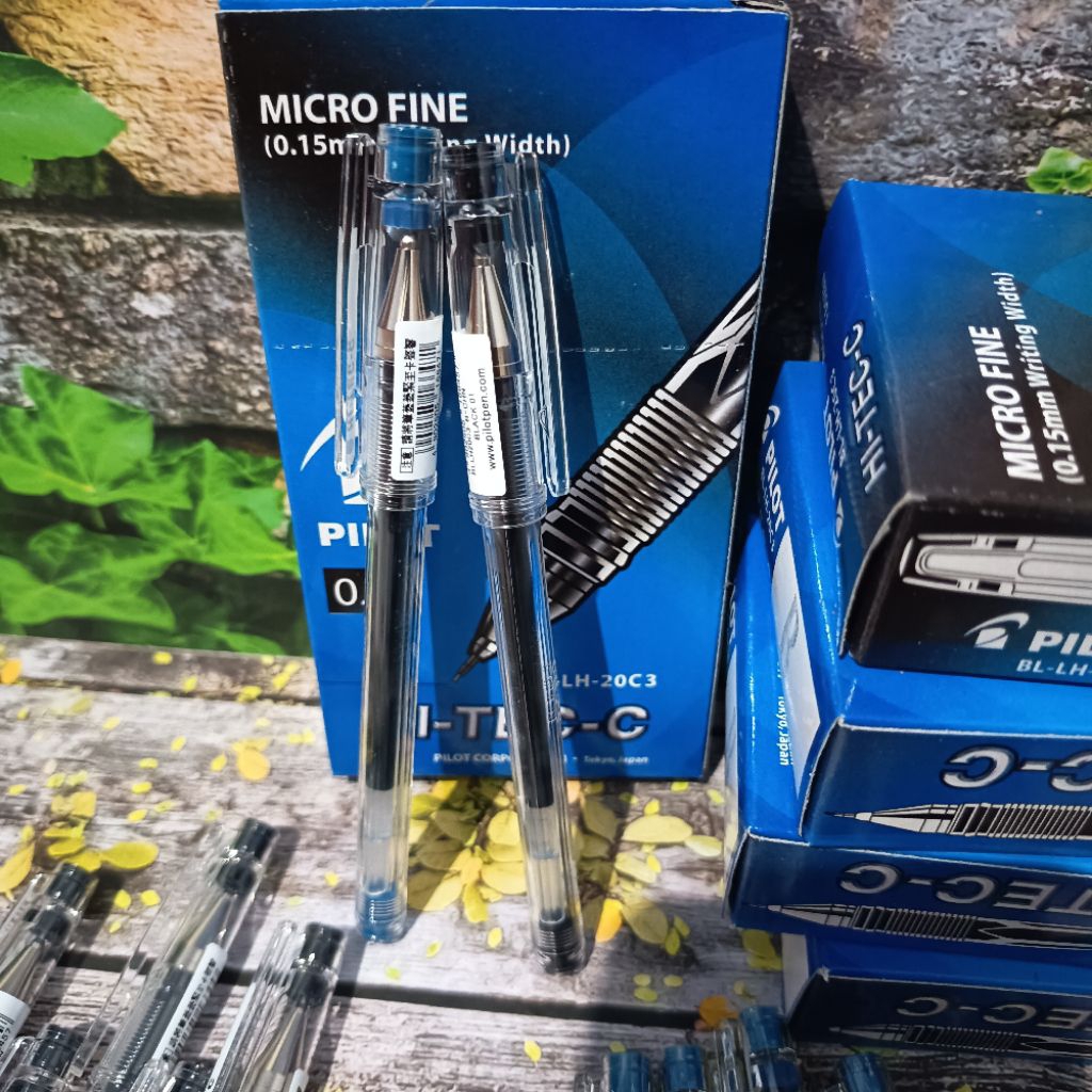 

{ECER 1 Pcs } Bolpoin Hi-Tec C 0,3 Hitam & Biru / Pulpen Hitec C /Polpen Hitec-c 0,3 Hitam & Biru