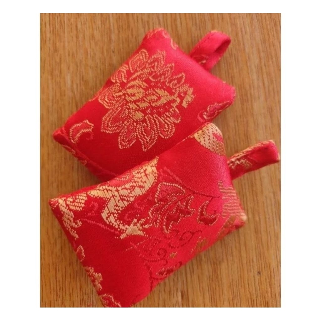 Kantong jimat/hu petak motif naga