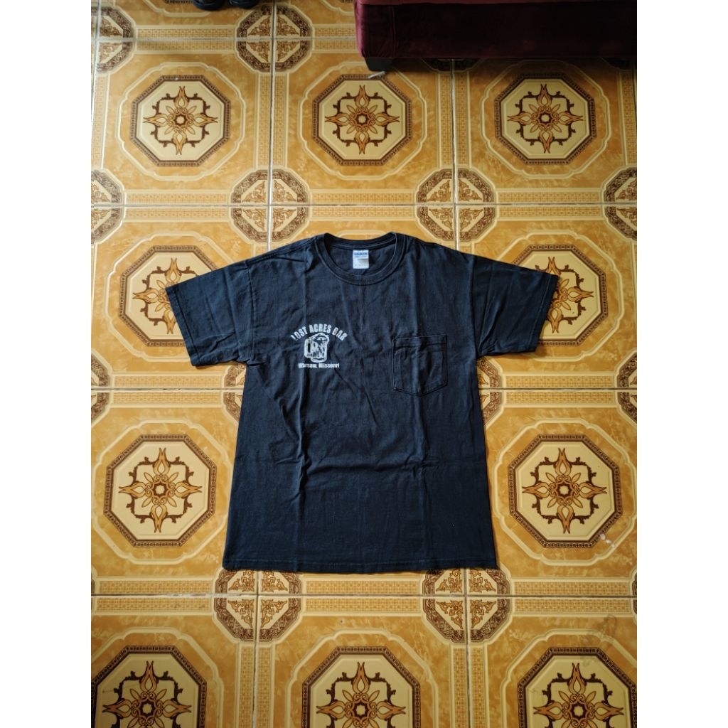 KAOS BAR RAGS COPYRIGHT 2005 OFFICIAL GILDAN T SHIRT