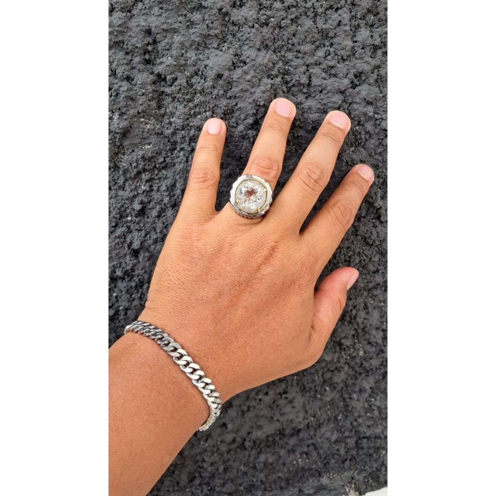 CINCIN NATURAL KINYANG AIR KALIMANTAN NATURAL CRYSTAL QUARTZ CUTTING