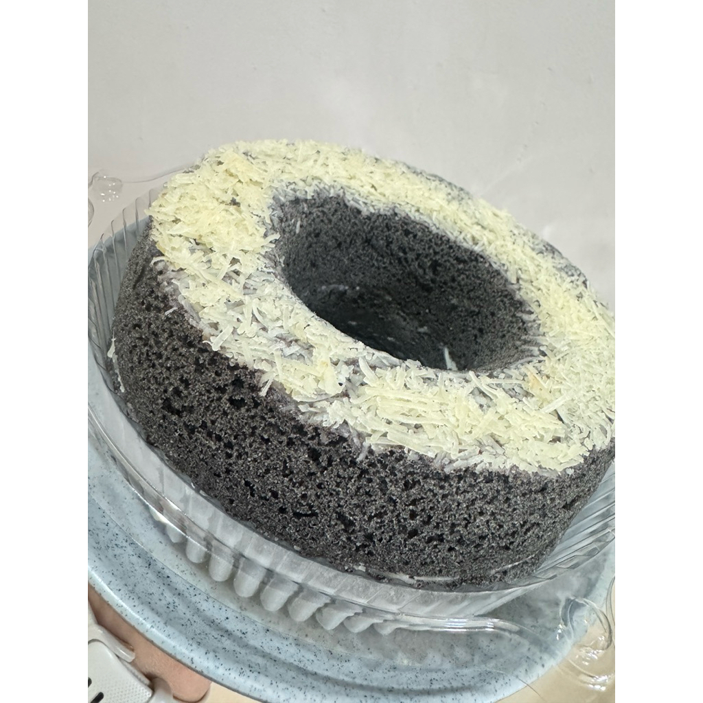 

Bolu Ketan Hitam Keju Lumer