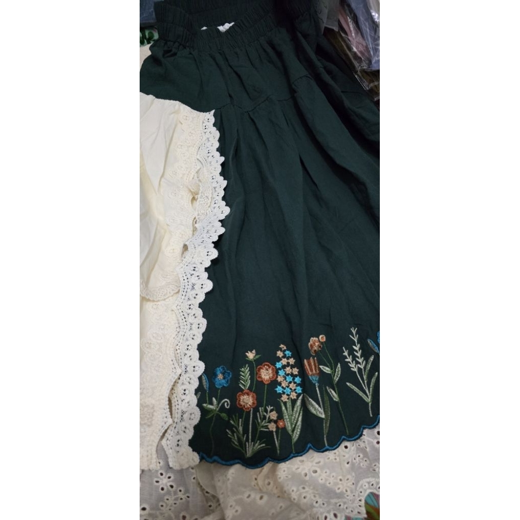 Rok Harajuku Hijau Emerald Vintage Bangkok