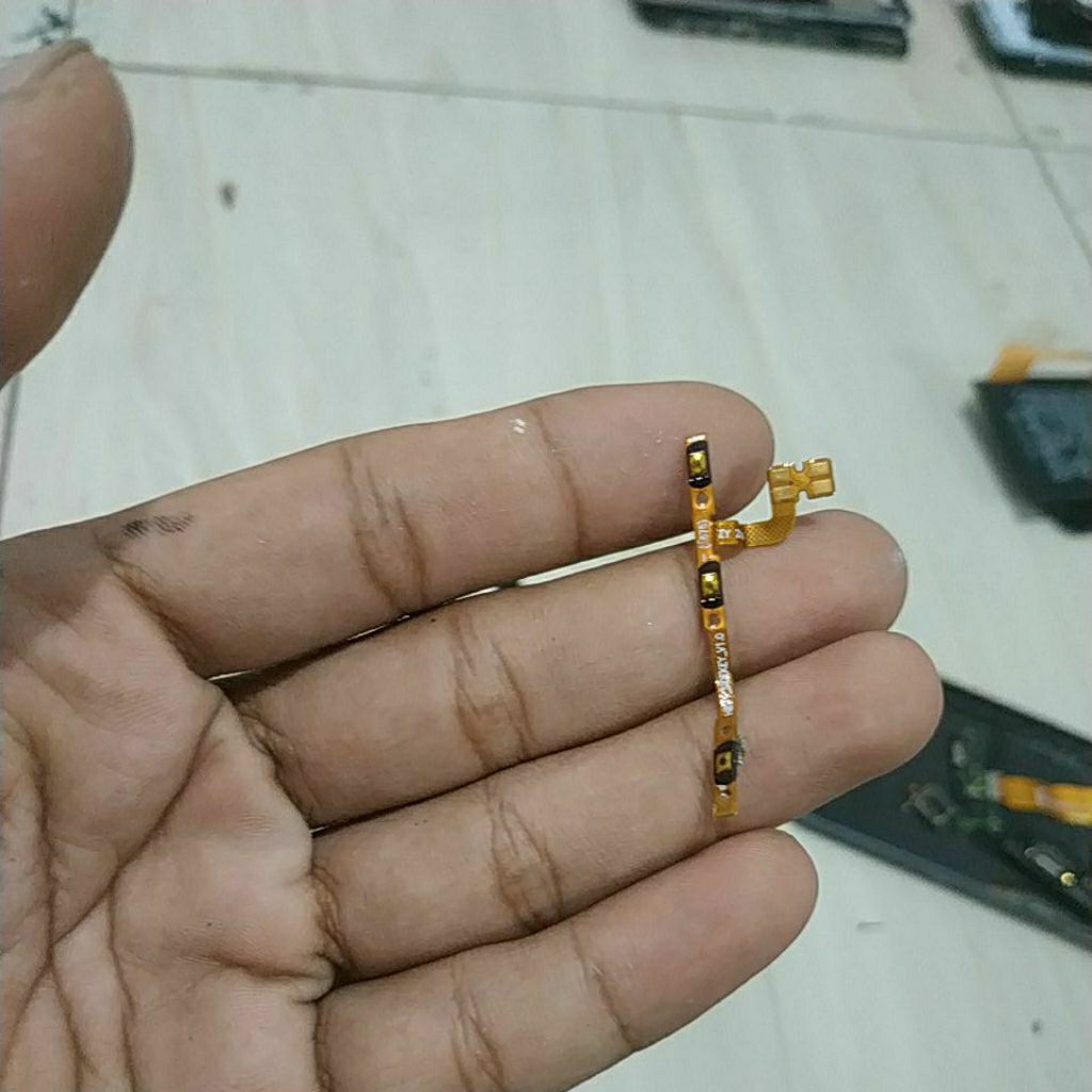 fleksibel power volume bekas Infinix note 12