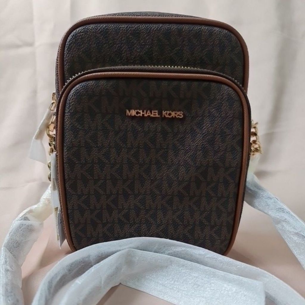 MK SIGNATURE JET SET TRAVEL BROWN MEDIUM CROSSBODY TAS SLING