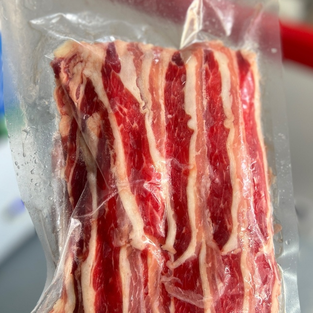 

Beef slice berat 250gr cocok untuk yoshinoya hokben sukiya rebus grill