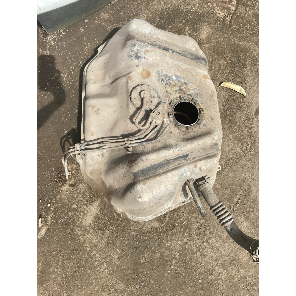 tangki bensin accord vtil