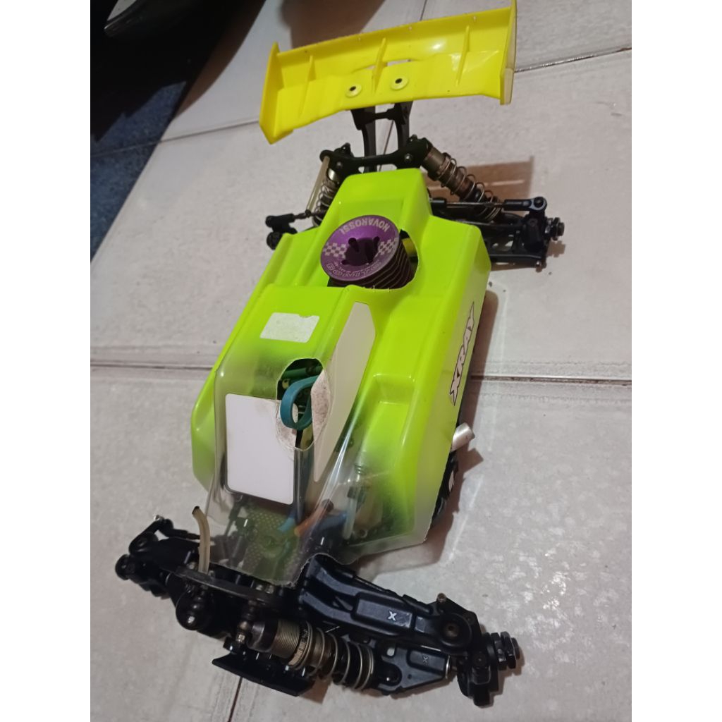 Xray XB8 buggy 1/8 pro kit.