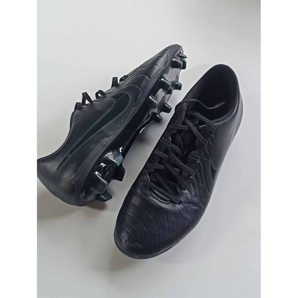 Sepatu Bola Nike Tiempo Legend 10 Club