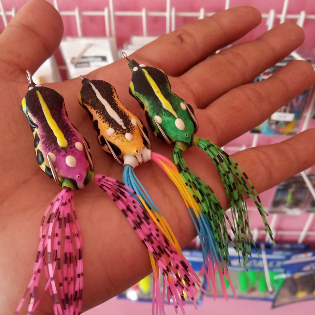 Soft Frog Dhul Lure Skrit 4cm Hook VMC