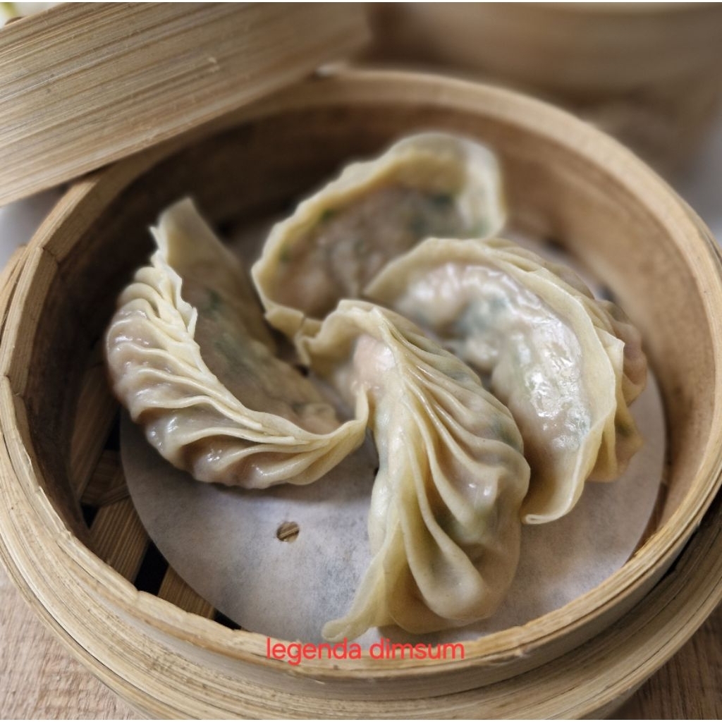 

Pangsit Gyoza Frozen/Gyoza isi Ayam daun Kucai