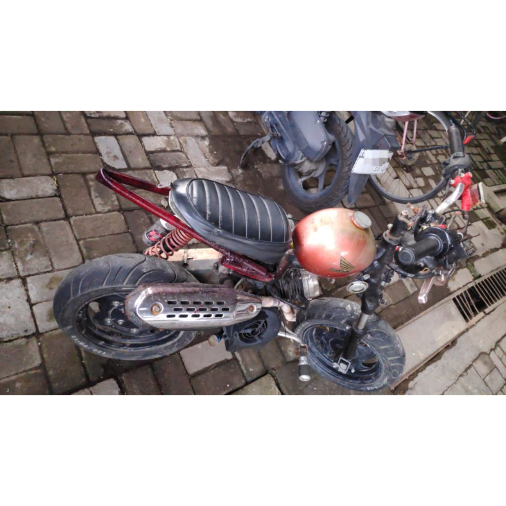 motor mini minion monkey matik Matic 125cc 4 tak/langkah