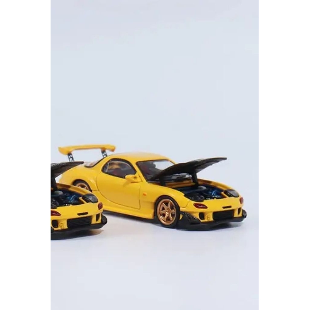Briscale Micro (BSC) 1/64 mazda RX7 RE Amemiya