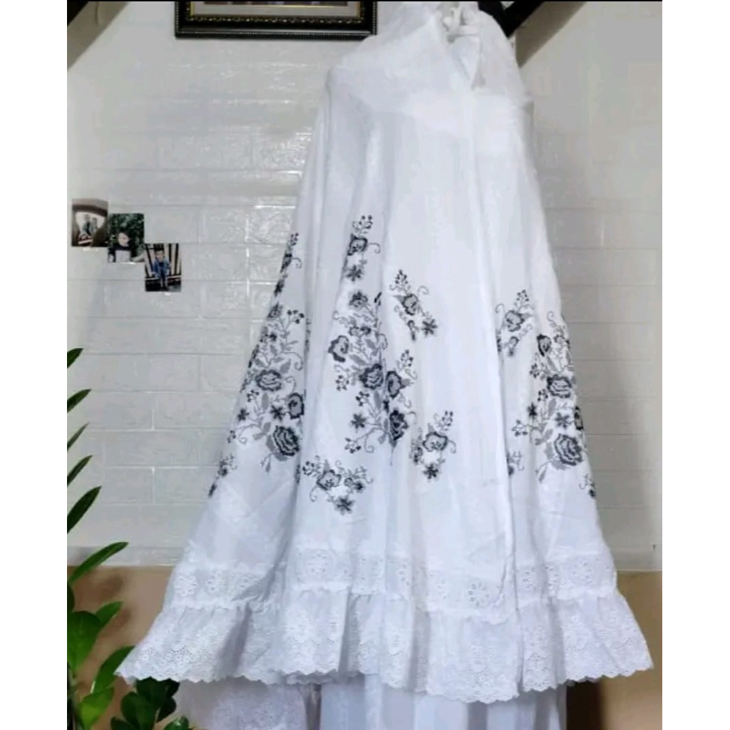 Mukena katun paris salur bordir strimin