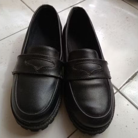 Preloved loafers
