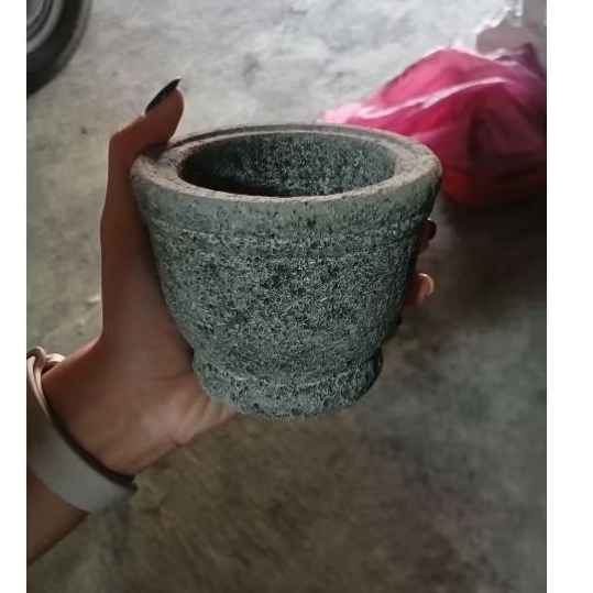 Satu Set Lumpang Batu Asli Mini / Kecil Ukuran 12 cm Alat Penumbuk Bumbu Dapur