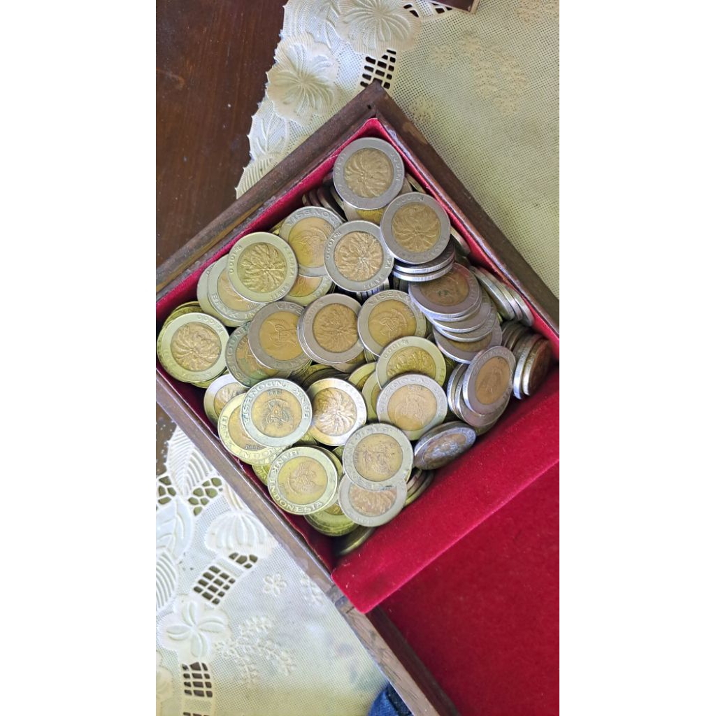 koin 1000 tengah kuning tahun 1997