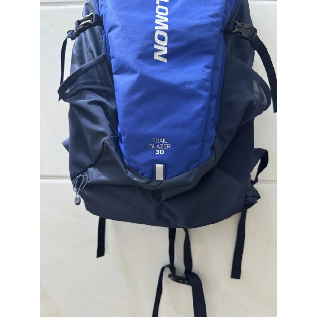Original Salomon Outdoor 30L made in Vietnam