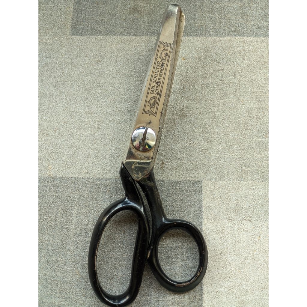 

Gunting Solingen Germany Vintage