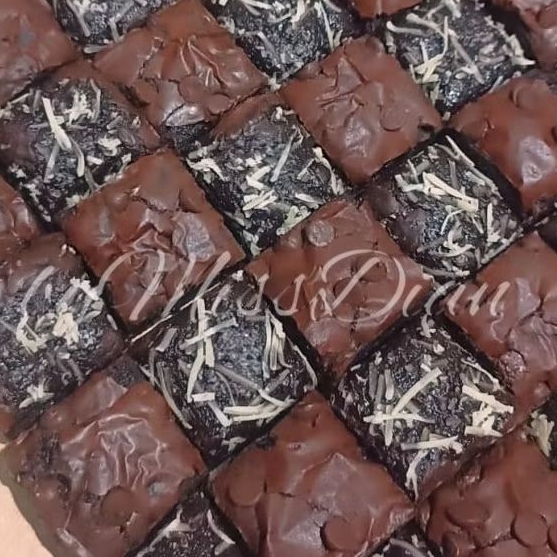 

Choco Bliss Brownies — Fudgy Premium dengan Butter Wijsman