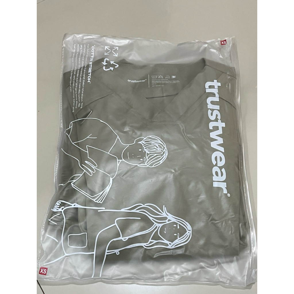 preloved scrub trustwear - Scrubs Athena