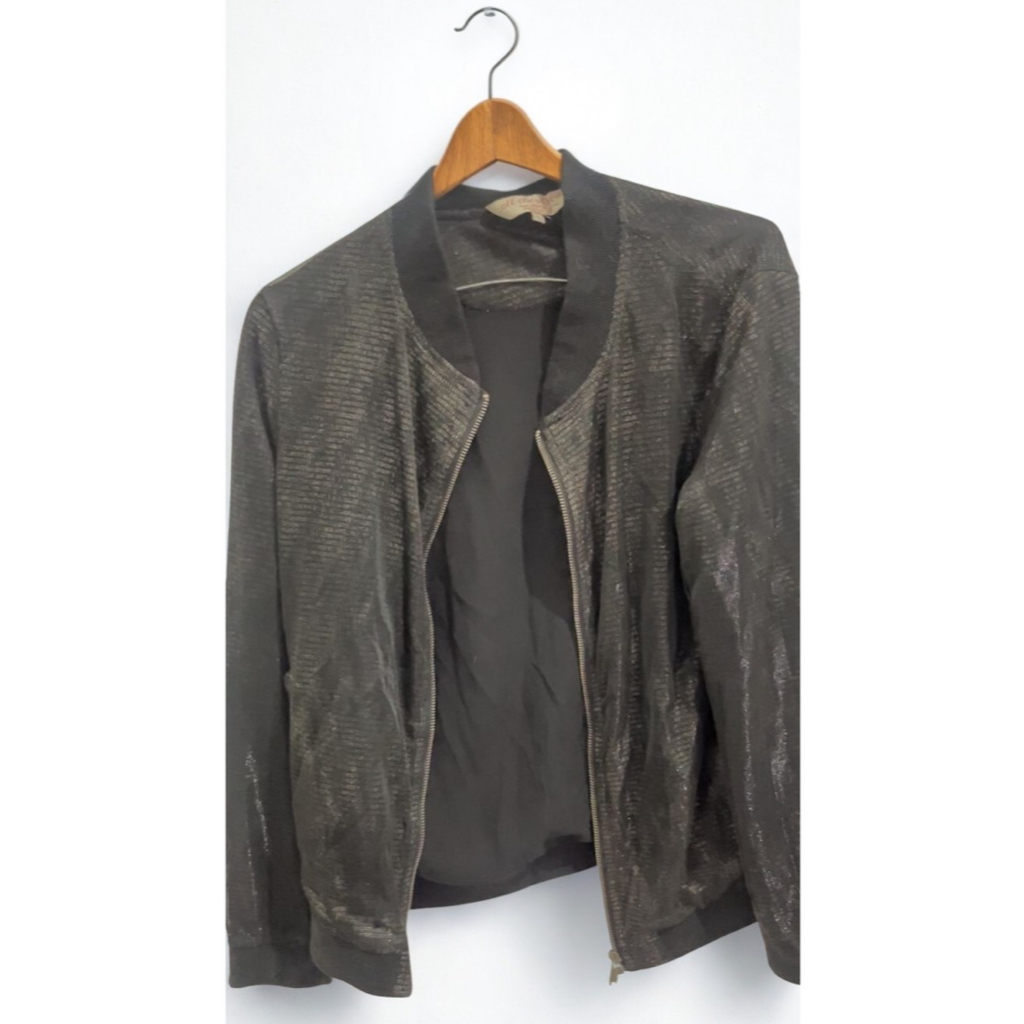 Outer Lengan Panjang Wanita – Varian Hitam & Hijau