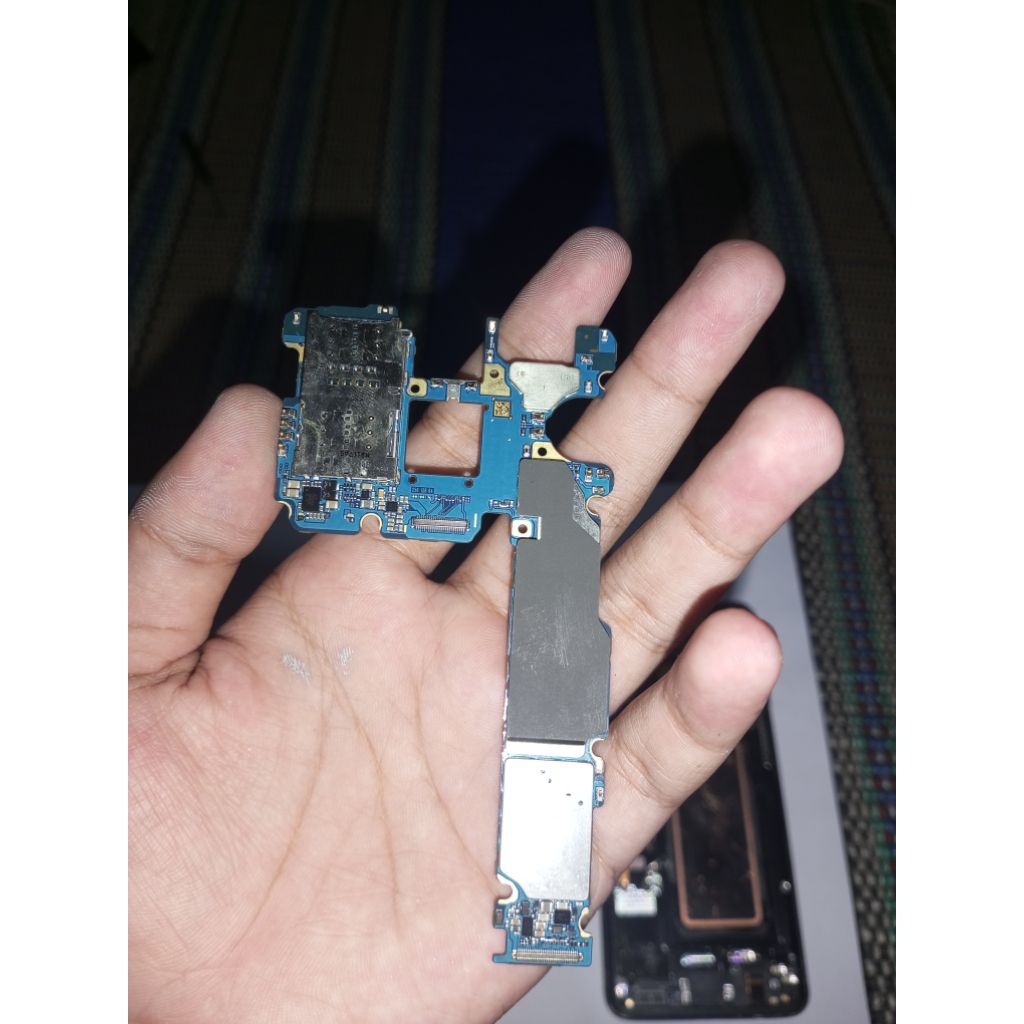 Mesin Samsung s9 ex inter matot diagnosa kena ic power (Snapdragon 845)