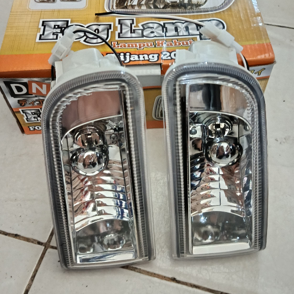 FOG LAMP/LAMPU KABUT TOYOTA KIJANG 2000 & KIJANG 2003 PER SET