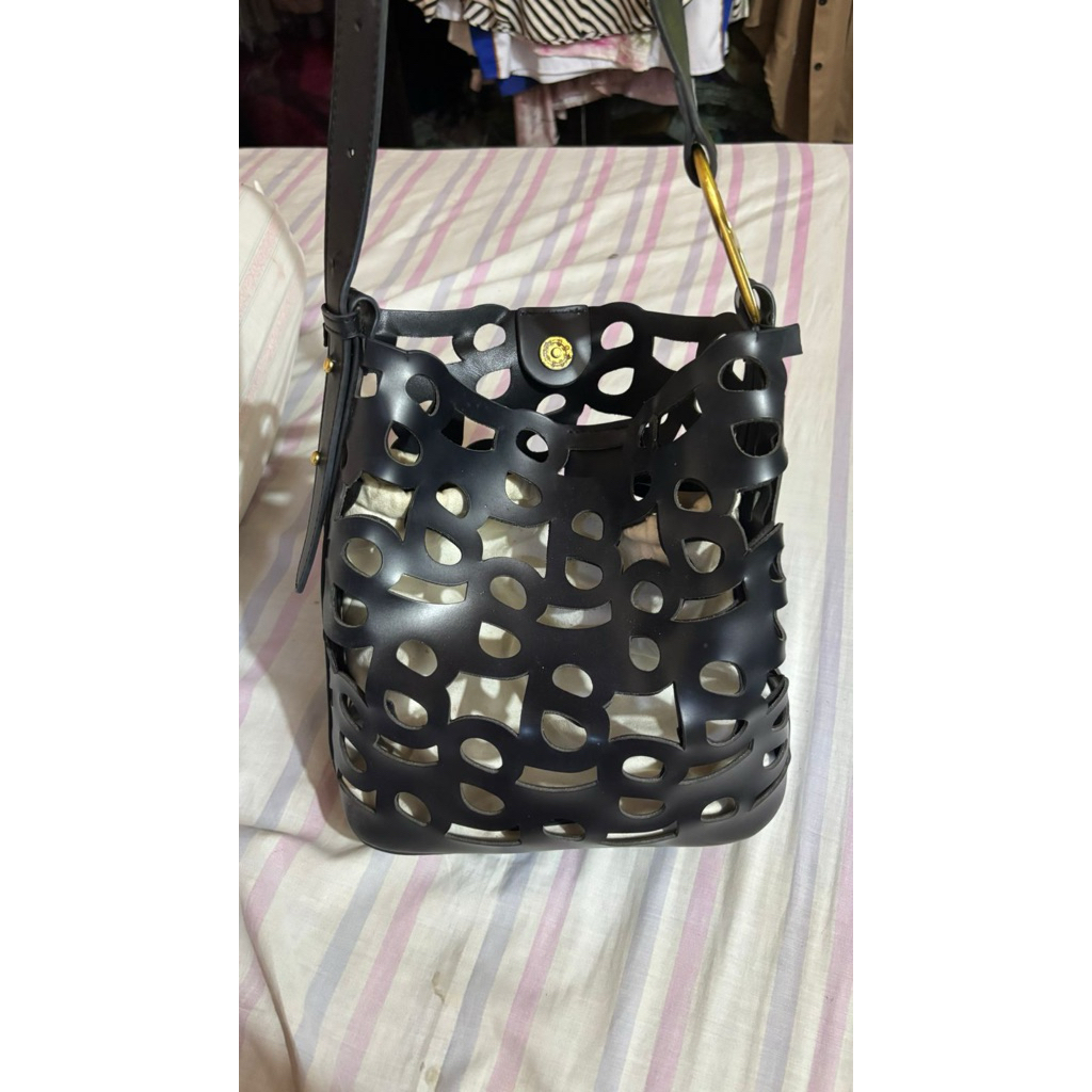 clea bucket bag buttonscarves