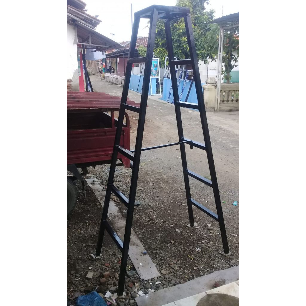 Tangga lipat besi holo galvanis