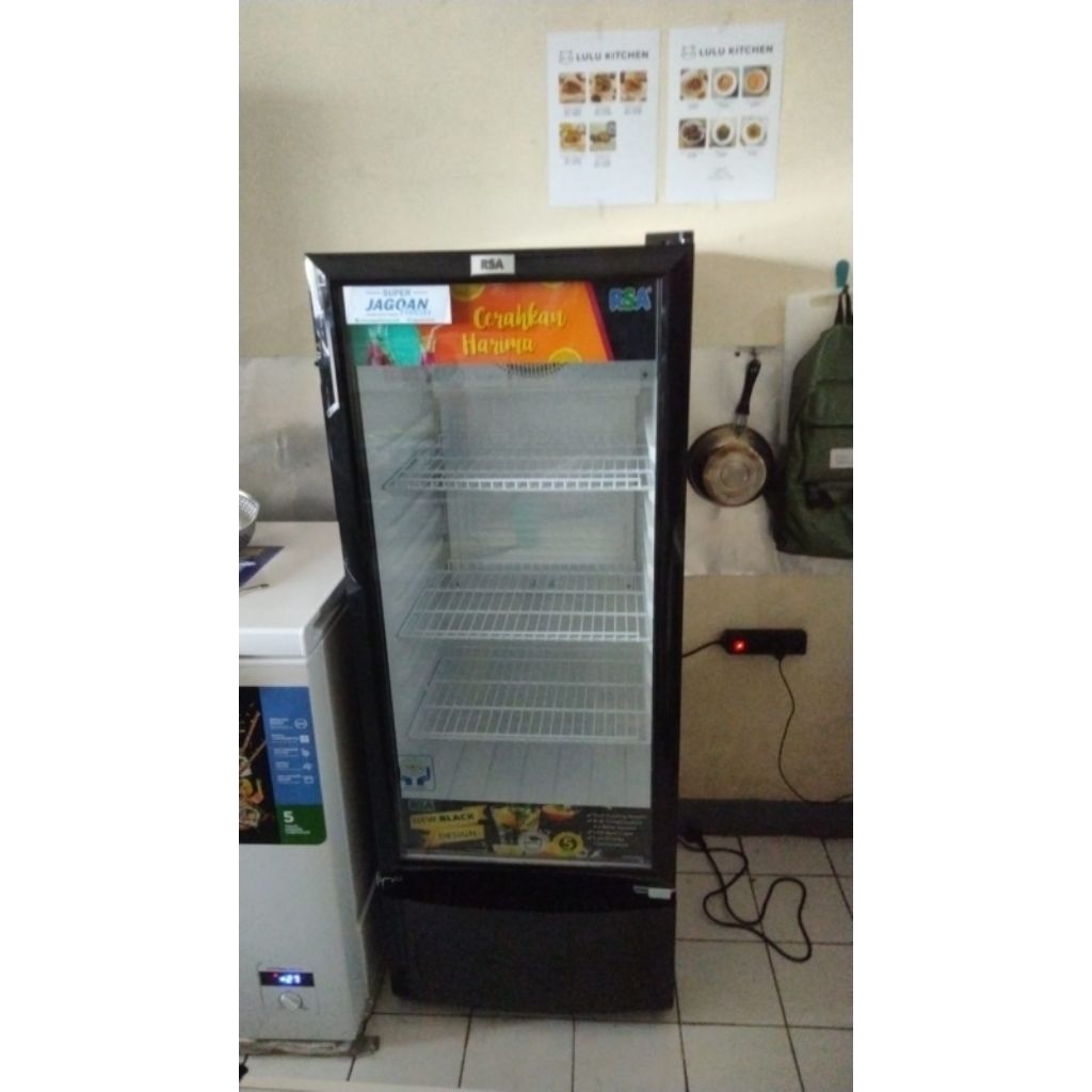 Sewa Showcase 190 / 200 ltr - 6 bulan