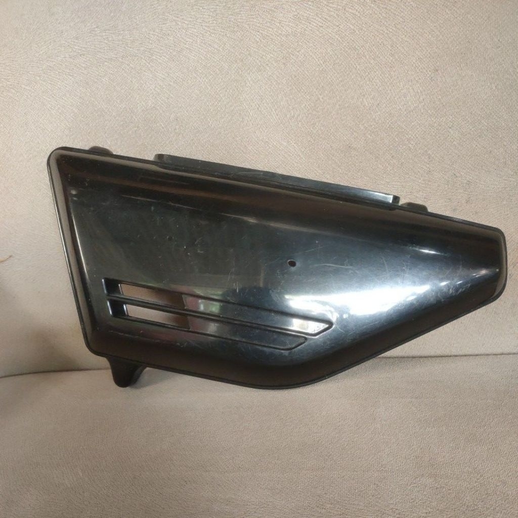 NOS ORIGINAL TUTUP COVER DOP AKI GL100 GL 100 GLK CDI KIRI ORI ORISINIL