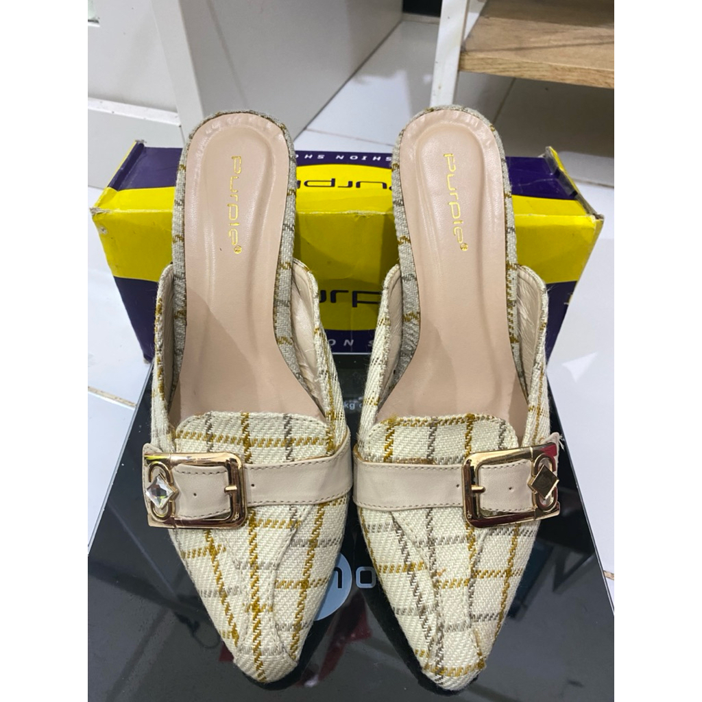 [PRELOVED] UK 40 Purple Fasion shoes - heels wanita gesper rajut 3cm | ada box