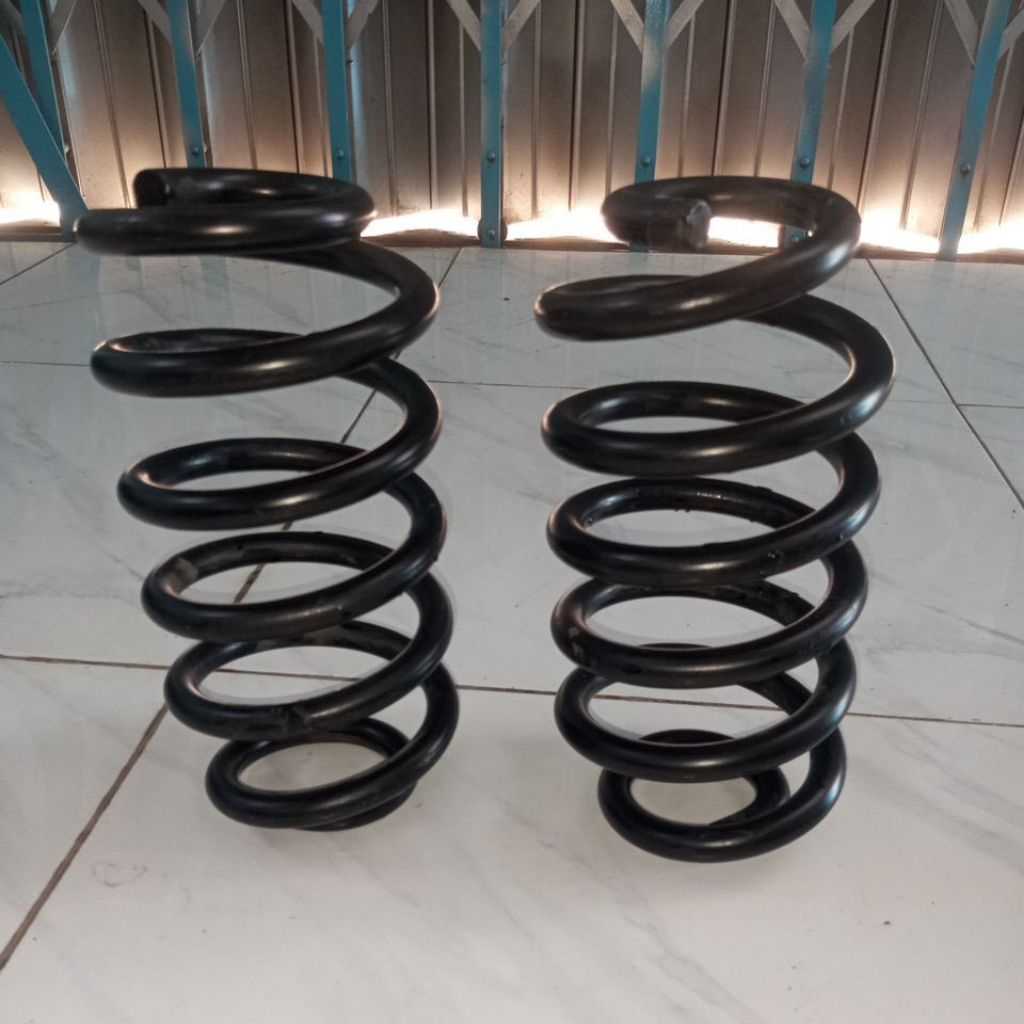 copotan per keong belakang mobil avanza/ xenia, harga termasuk sepasang.