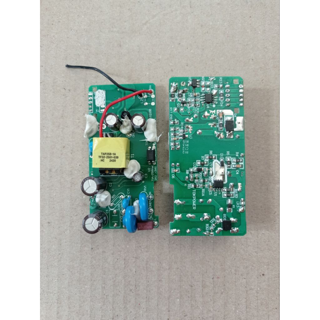 Ciasaatcisarua Modul Adaptor 12Volt 1,5 Ampere