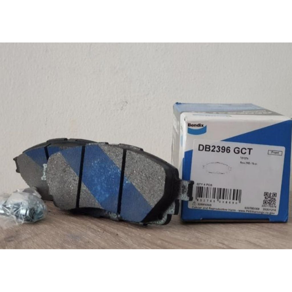 Kanvas rem depan / brake pads DB-2396 GCT untuk mobil Innova Reborn 2016-2022