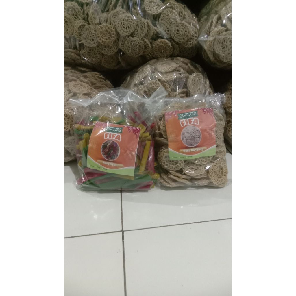 

KERUPUK MENTAH USUS WARNA DAN BANDUNG ENAK/GURIH 500gr