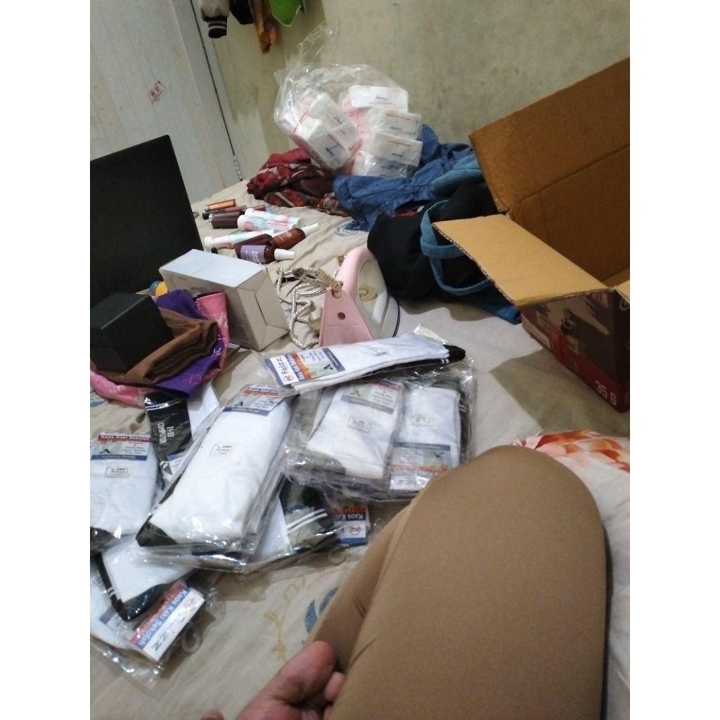 paket usaha skincare dan ATK