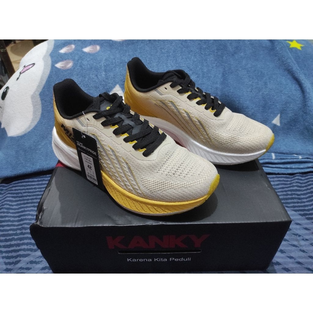 Kanky x Tirta Story Mizu - Sepatu Sneakers Running - Beige/Bamboo - Size 42