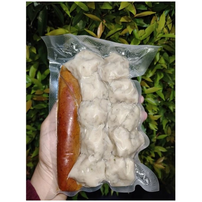 

Somay Ikan Tenggiri isi 10 Jumbo + bumbu Kacang Frozen Food Halal