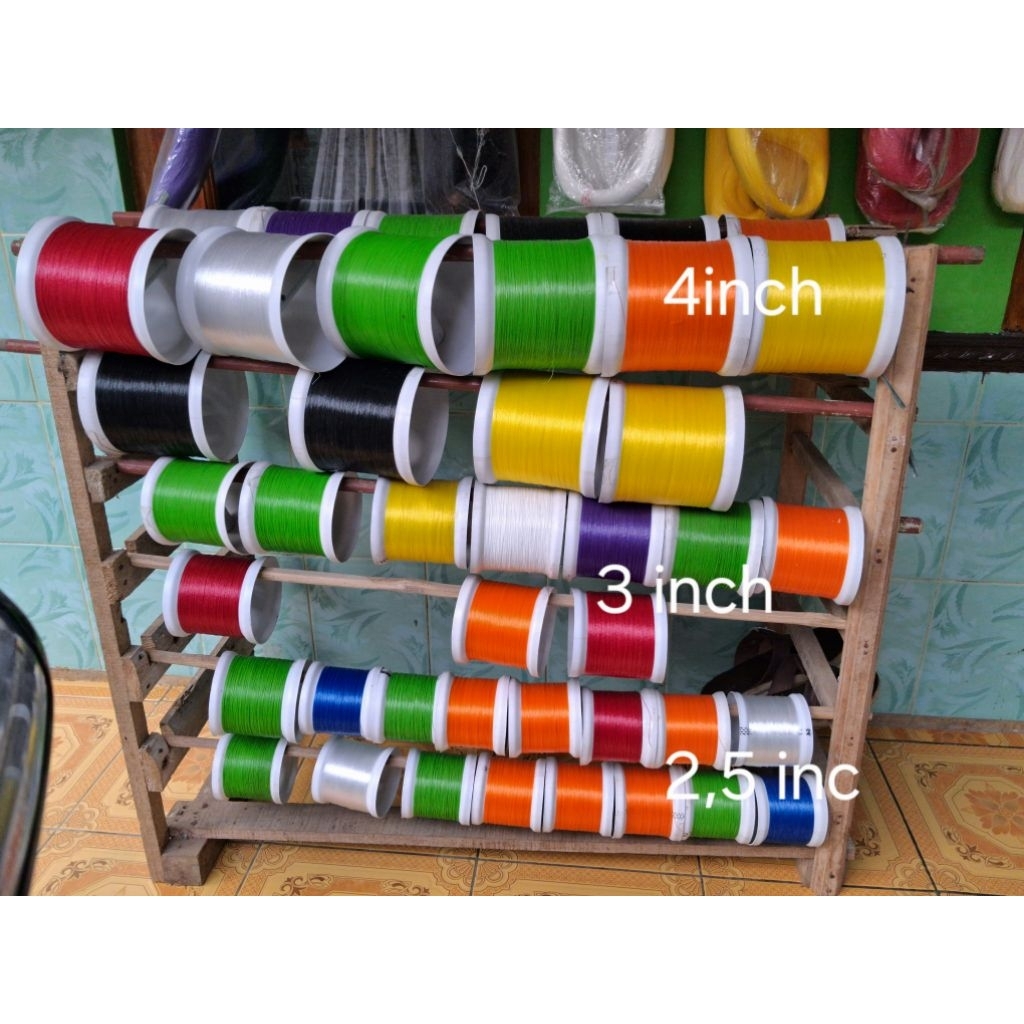 bladu layangan/golongan layangan/ukuran besar tipis 4inc(beserta senarnya)