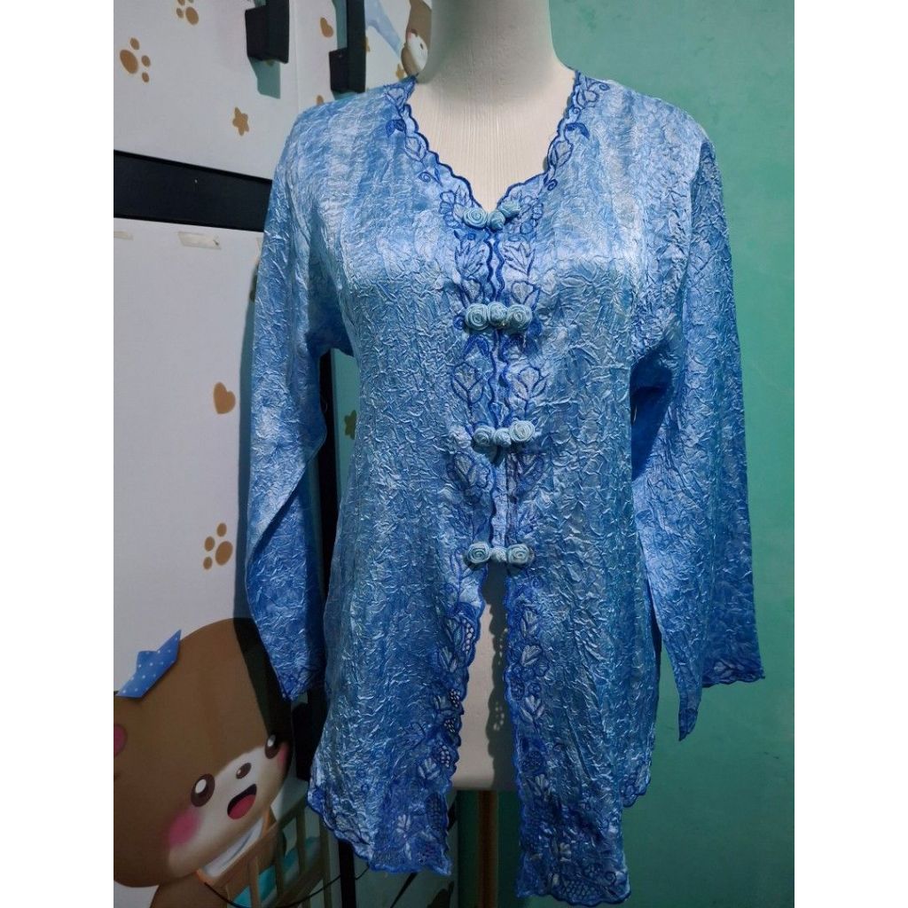 Preloved Kebaya Encim Biru