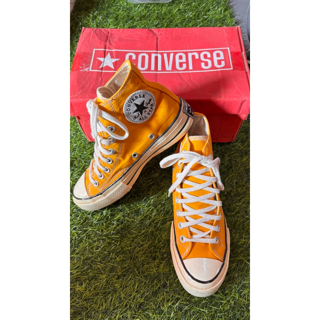 Preloved Sepatu Convers