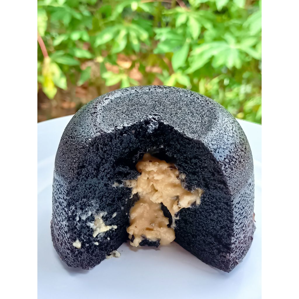 

BOLU KETAN ITEM KEJU LUMER (SIZE 12 CM)