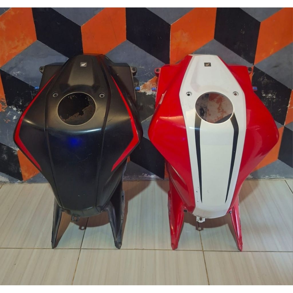 COVER TANGKI CBR150R K45R