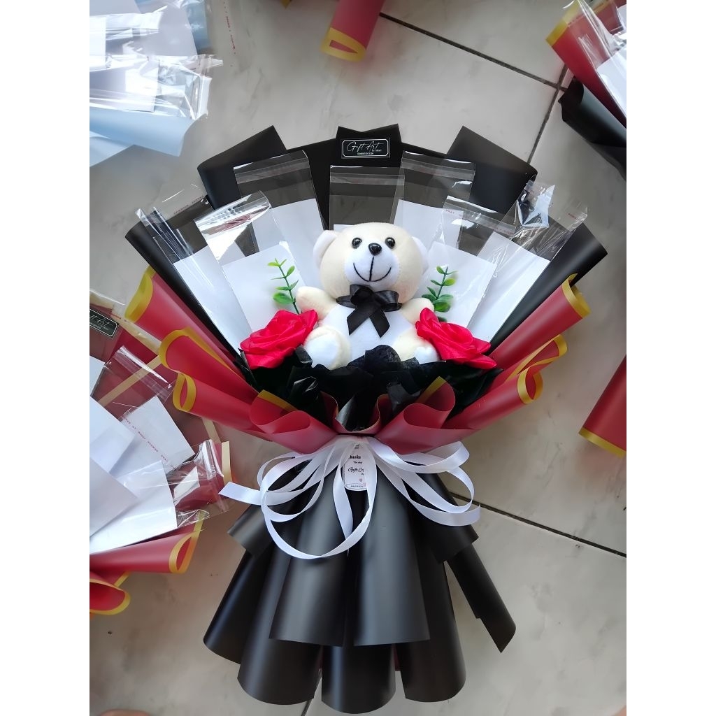 BUKET BONEKA + UANG KOSONGAN