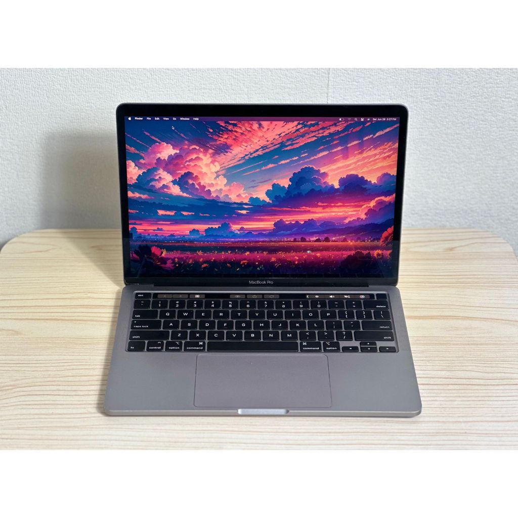 Macbook Pro Retina 13inc Touchbar 2018 Intel Core i7 RAM 16GB SSD 256GB