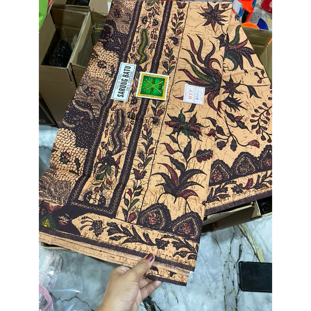 SARUNG BATIK HALUS MADURA WARNA PINK LASEM