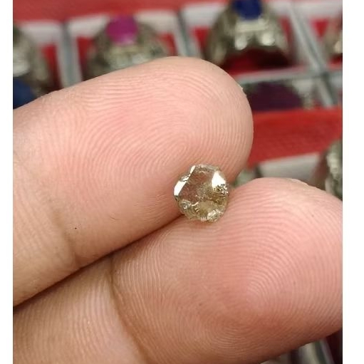 Intan lantakan jumbo (Berlian/Intan mentah/intan belahan)5mm