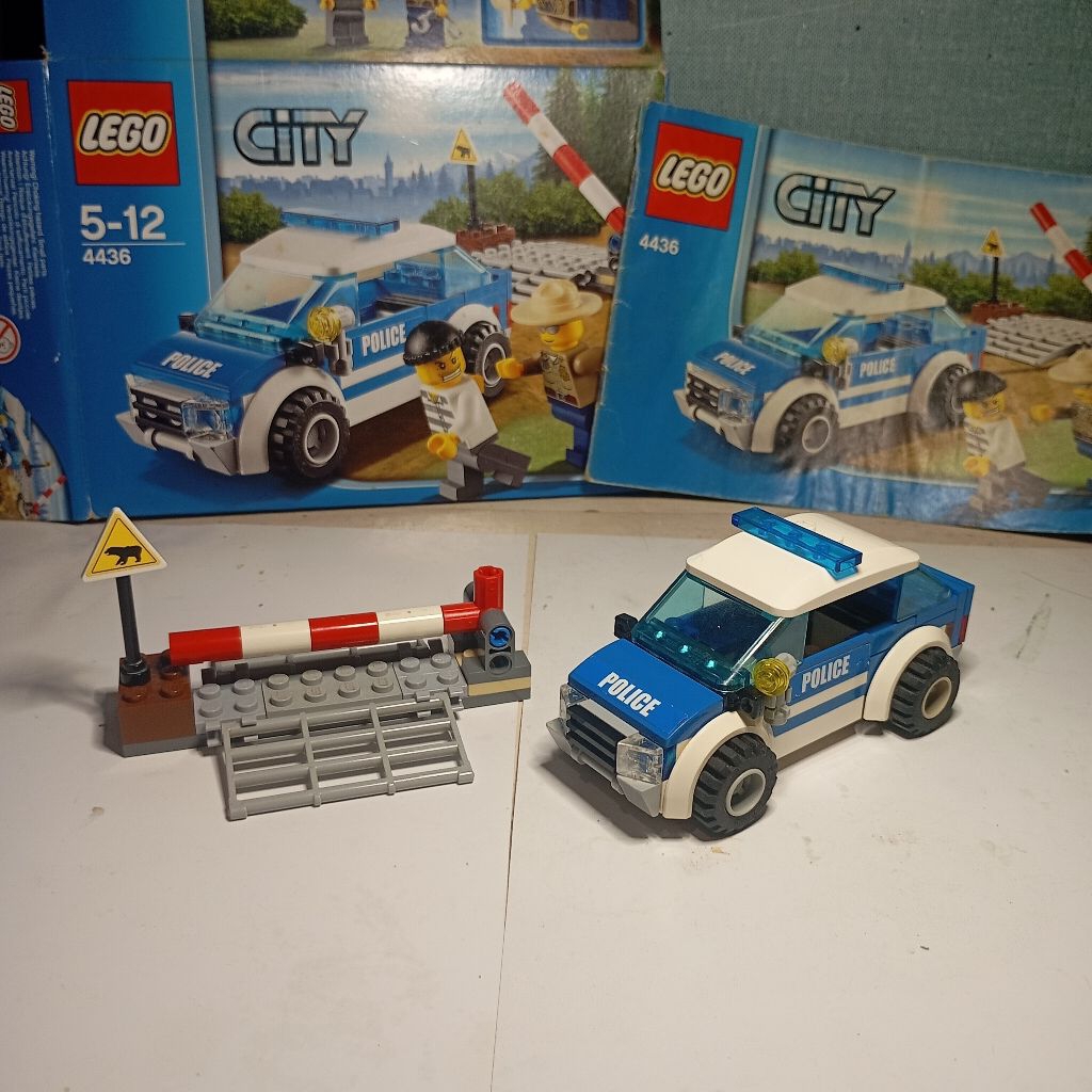 Lego City Police Patrol & Barrier Set 4436