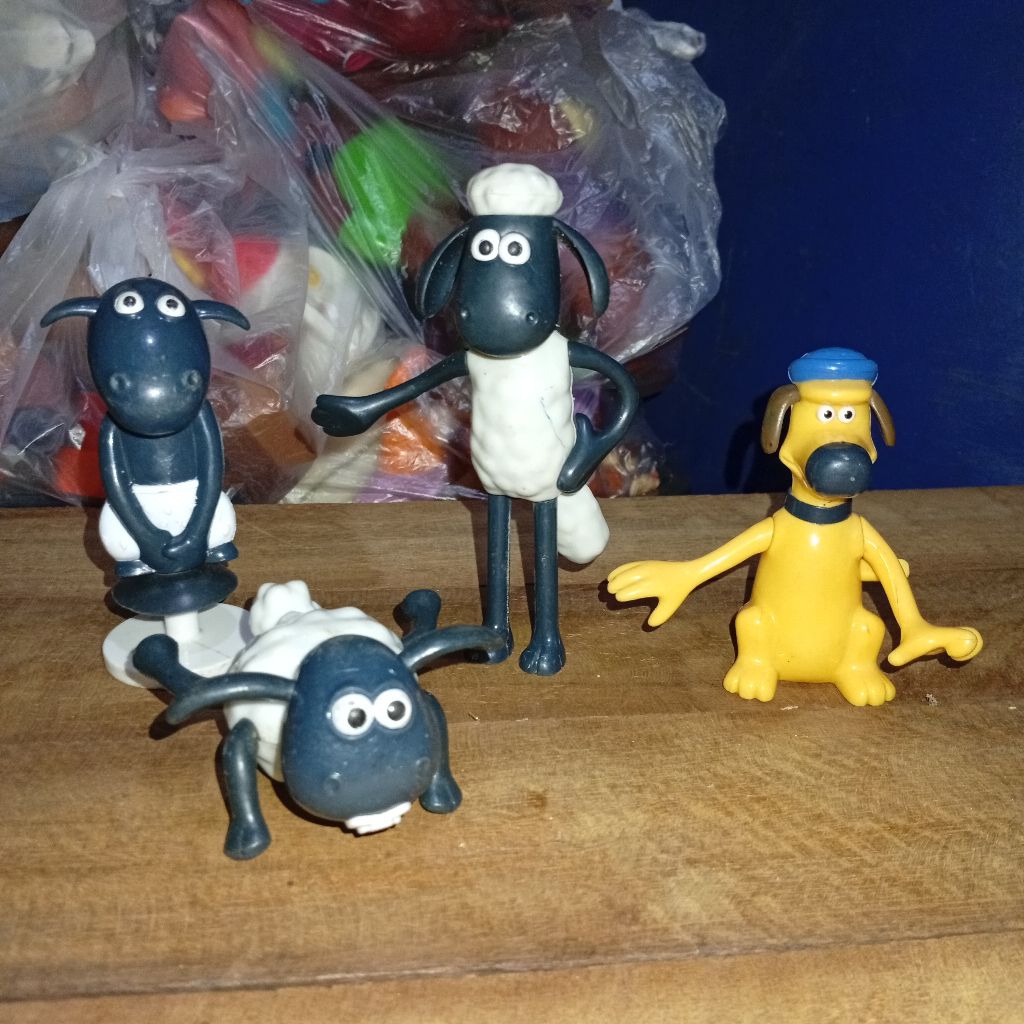 chaki meal kfc toys shaun the sheep 2013